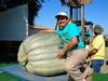 2006 Borchard Farms,  CA  Weigh-Off  squash #1